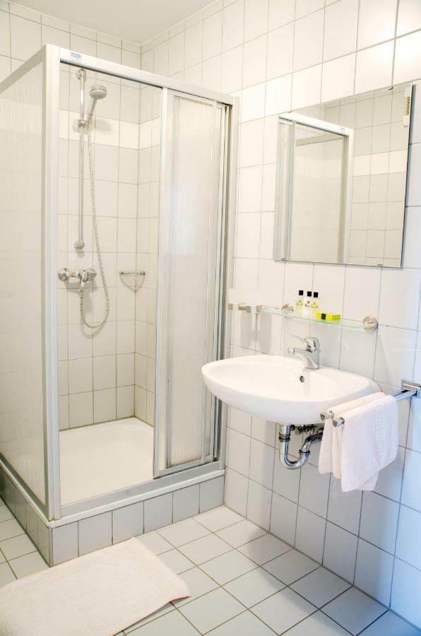 Wallfahrts-Gaststaette Heilbruennl Roding Dış mekan fotoğraf